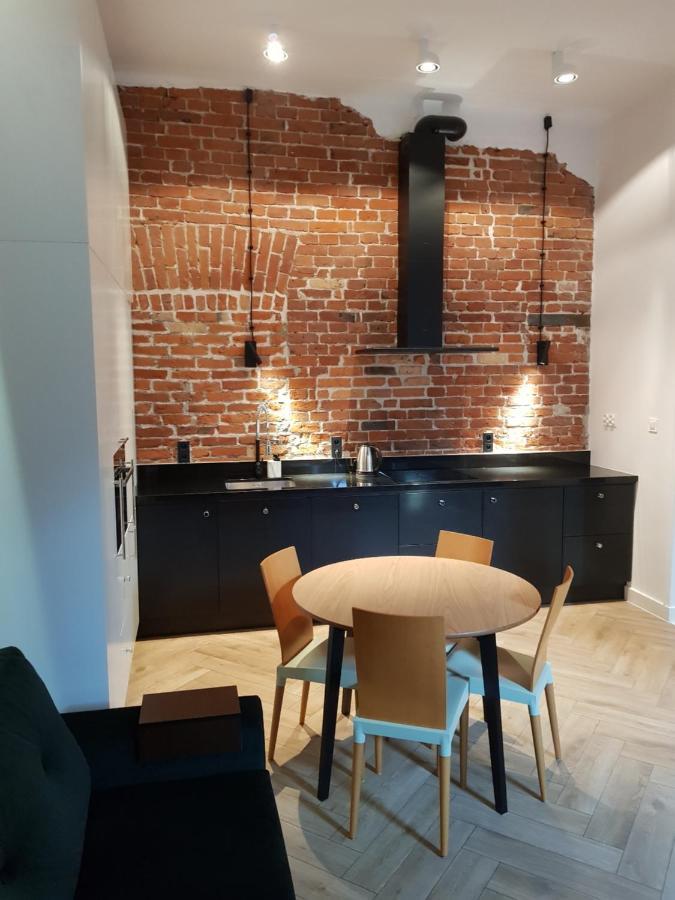 Apartamenty Carskie Koszary Замостя Екстер'єр фото